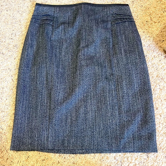 *BRAND NEW* Express - skirt - Picture 1 of 4